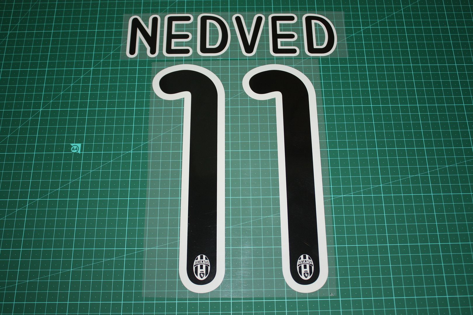 Juventus 08/09 #11 NEDVED Awaykit Nameset Printing